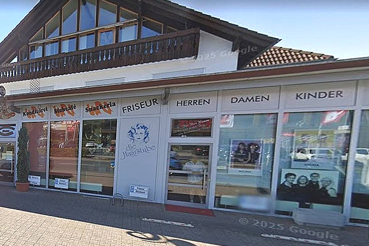 friseurgeschäft mit Parkplatz